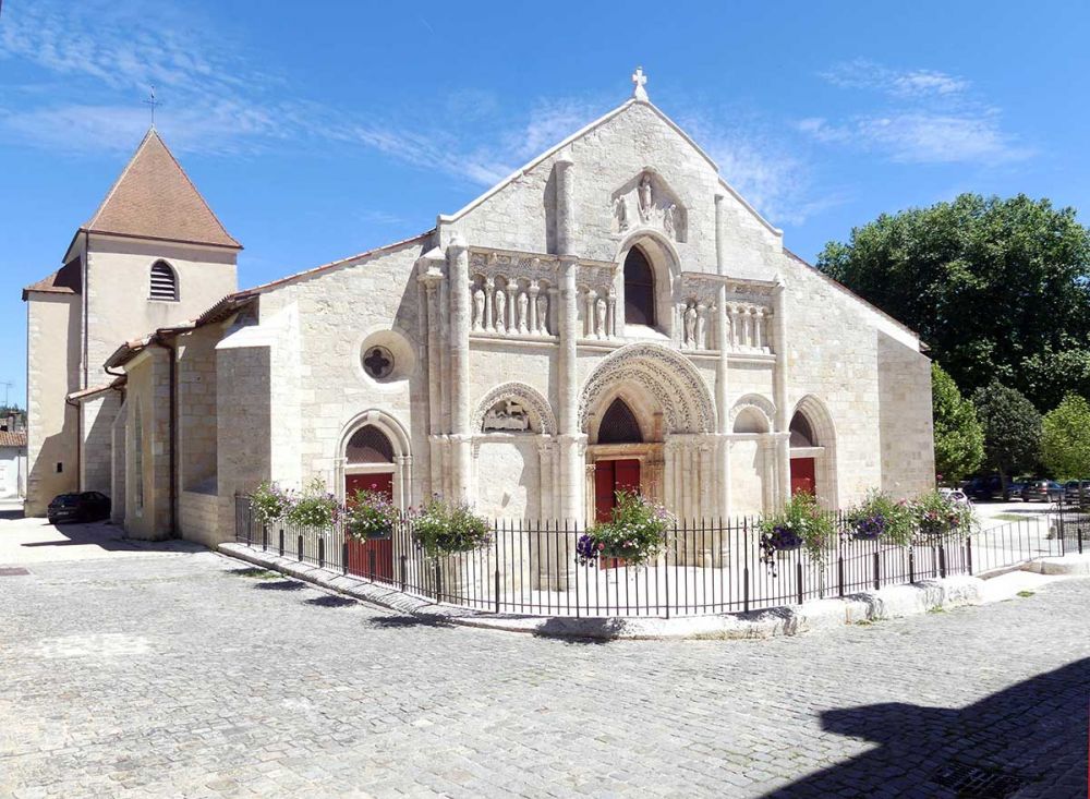 Église Saint-André de Ruffec
